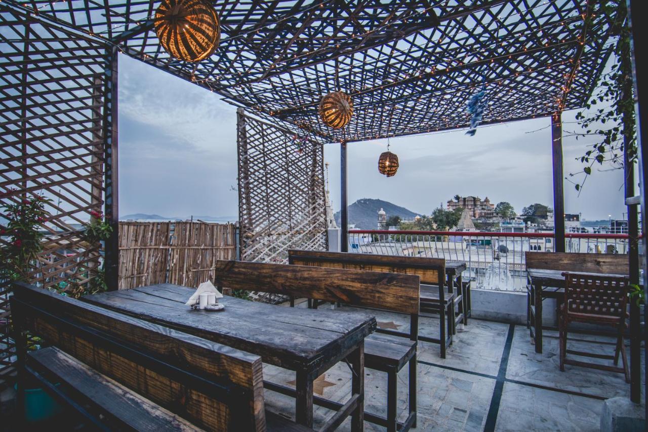 Hotel Udai Niwas By The Lake Udaipur Eksteriør billede