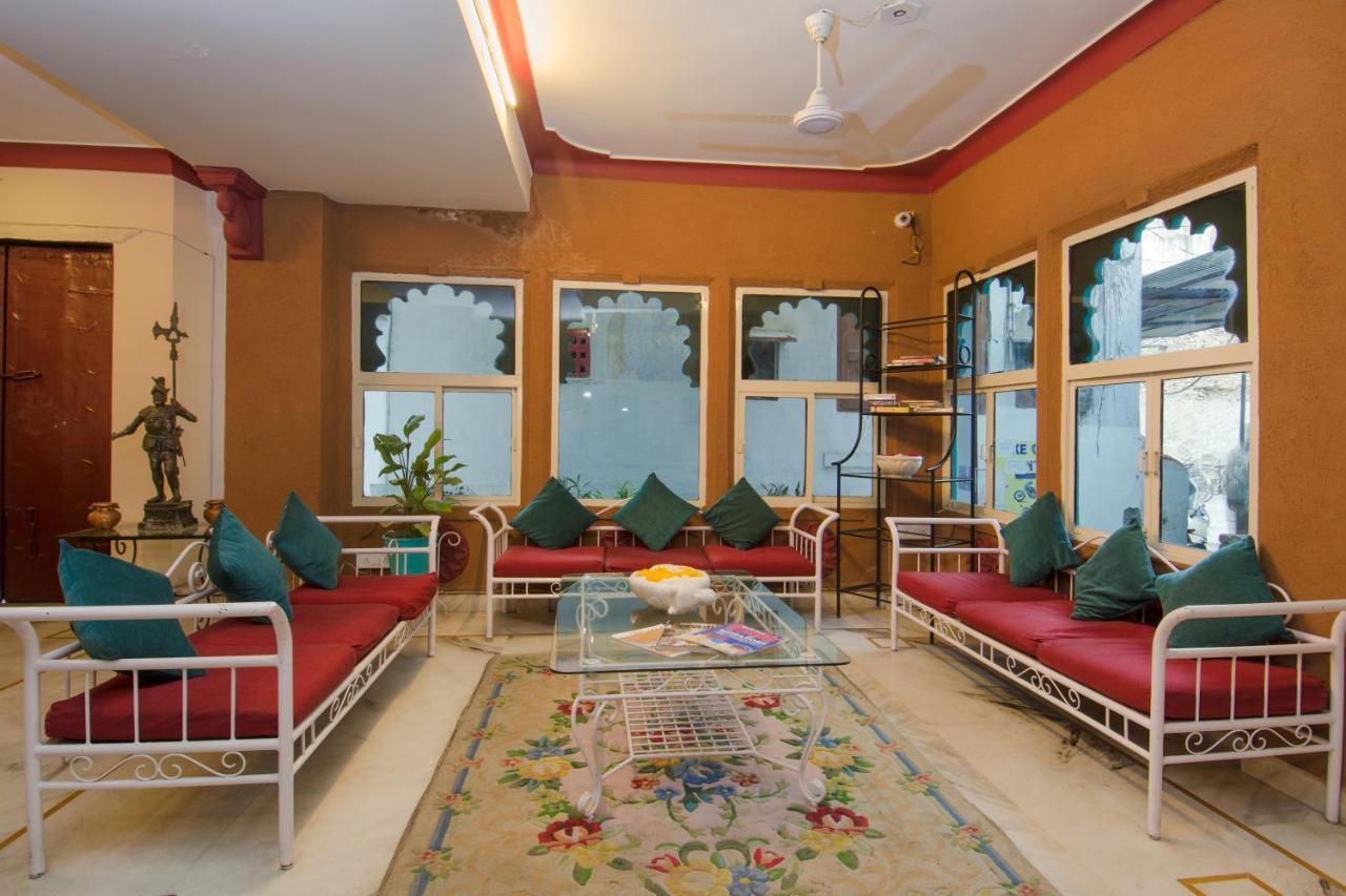 Hotel Udai Niwas By The Lake Udaipur Eksteriør billede
