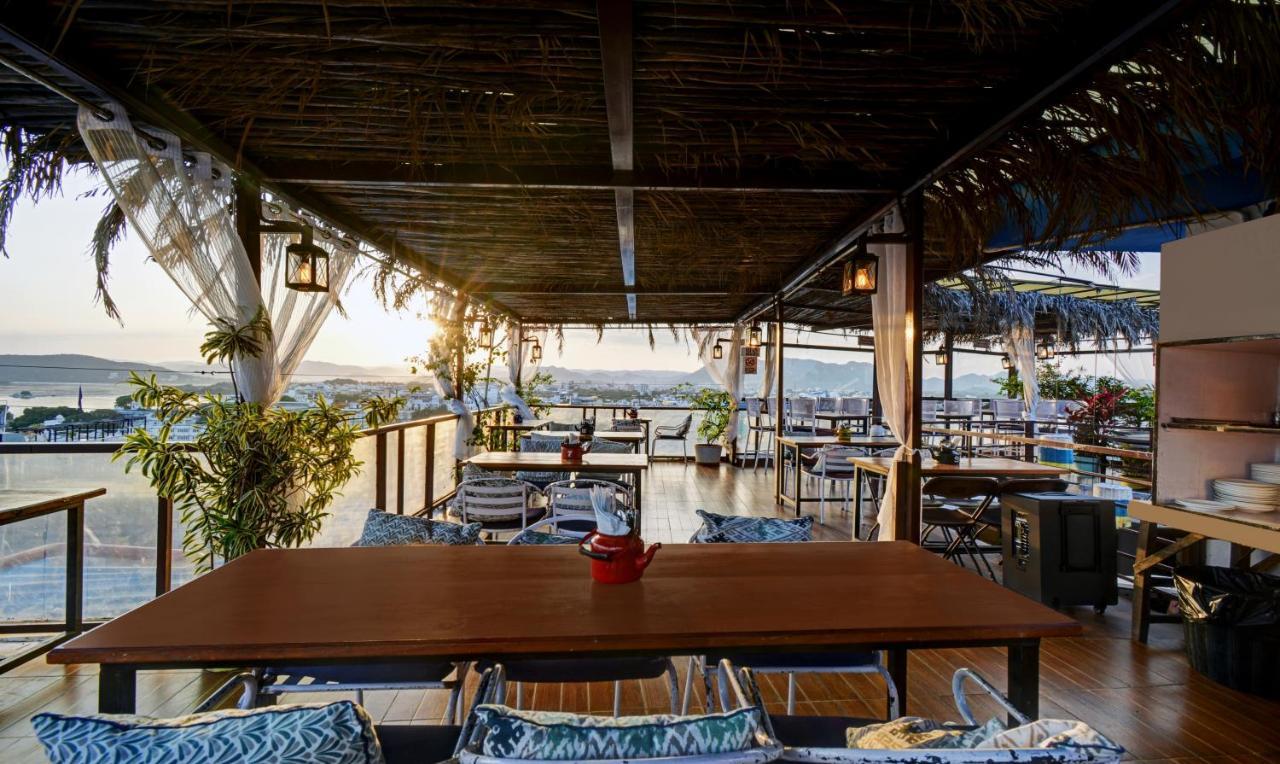 Hotel Udai Niwas By The Lake Udaipur Eksteriør billede