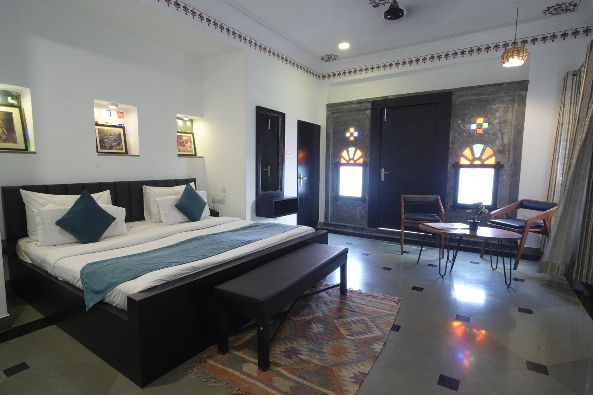 Hotel Udai Niwas By The Lake Udaipur Eksteriør billede